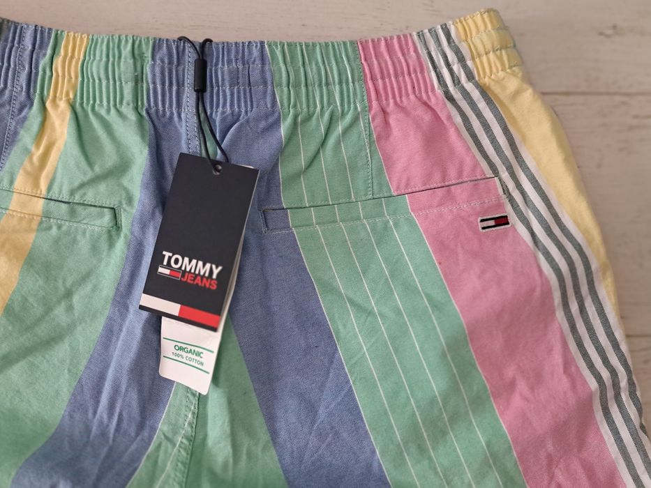 Tommy Hilfiger-Ориг.къси панталони Нови!!!
