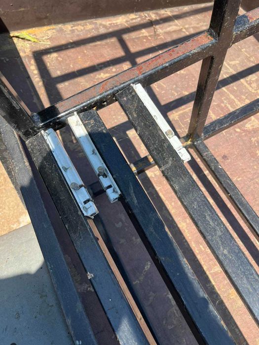 Клетка с размери : 176 / 137 / 137