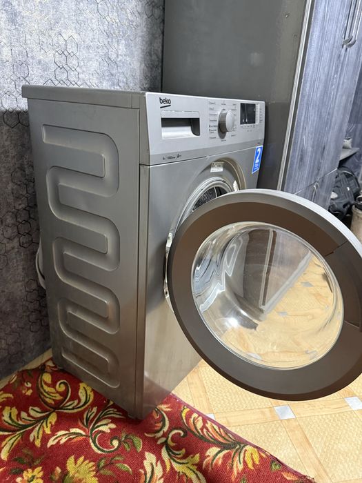 Продам стиральную машину