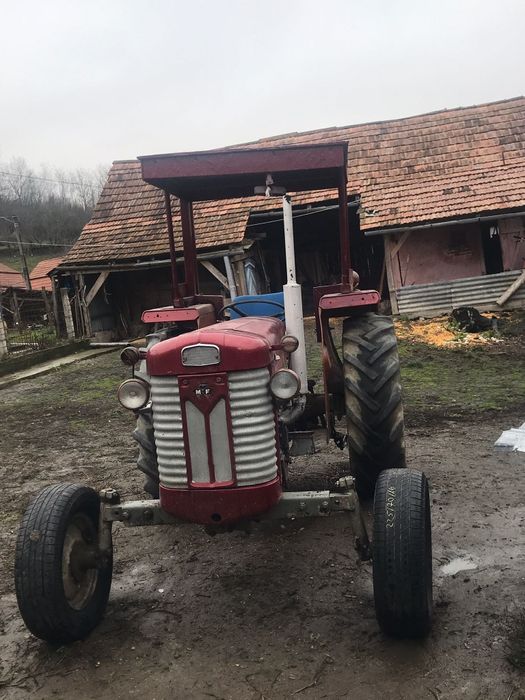 Vând tractor Massey Ferguson 65 CP