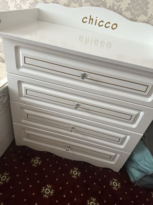 Chester komod bolalar xonasi uchun arzonga