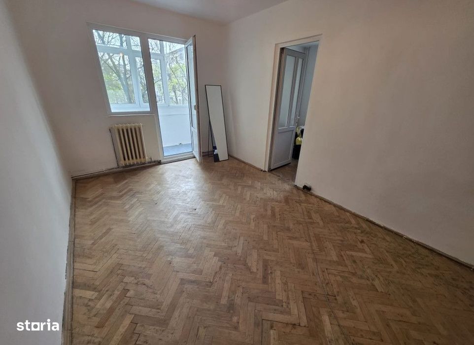 Apartament  3 camere Alexandru cel Bun , 50 metri, etaj 2 Cod:163276