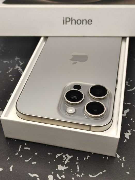 iPhone 15 Pro Max  Duall