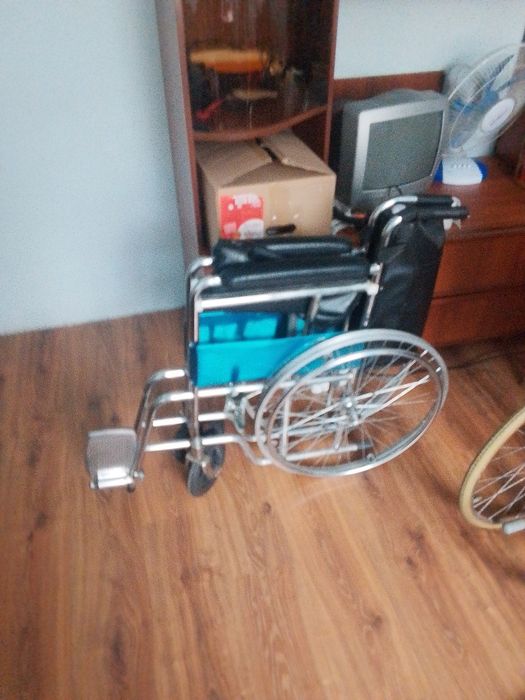 Одам бесплатно  коляски
