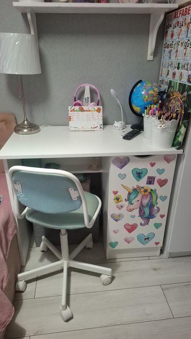 Sifionier/dulap haine și birou,camera copil