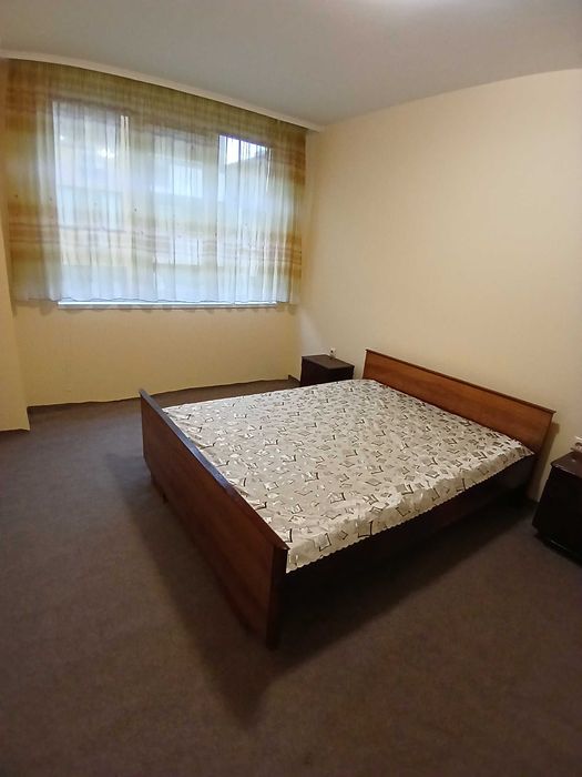 Дава се под наем Четиристаен апартамент в Стара Загора, Център - 90 кв.м за 357 € - Снимка #4