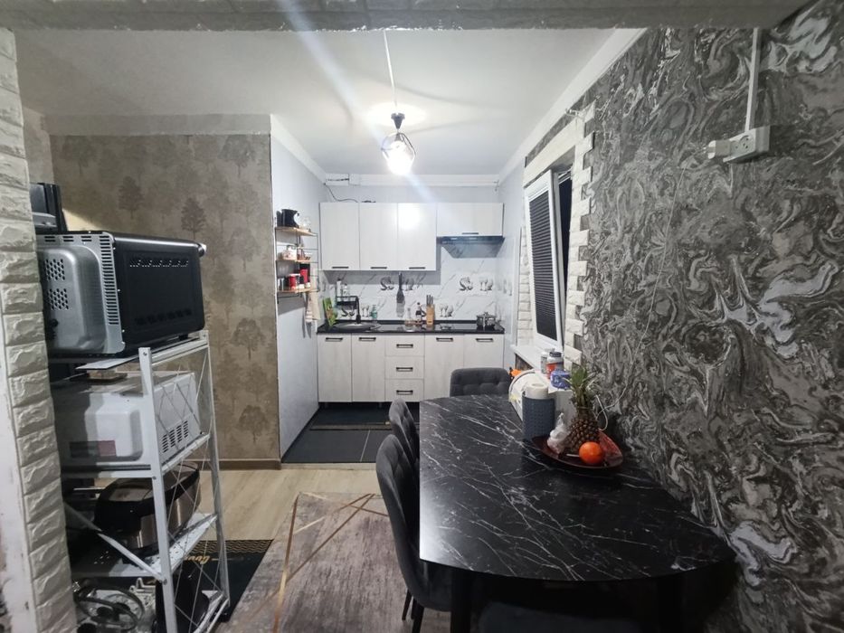 Продаю 2-х комнатную квартиру Спутник 9 Янгихаёт