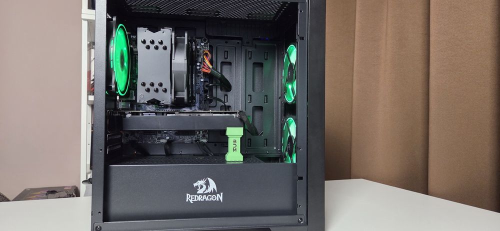 PC Gaming i7 6700, GTX 1060 6GB, 16GB RAM, SSD 960GB - Excelent Raport Calitate/Preț