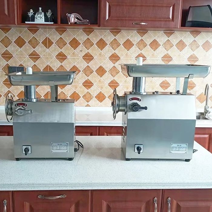 Професионална месомелачка ТК-22/ТК32 с редуктор