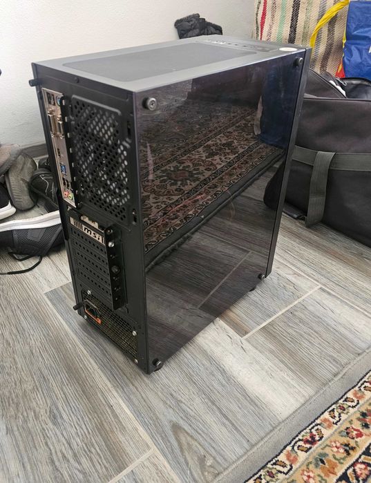 Pc gaming i3 8100 8 gb ram gtx 1060 3 gb