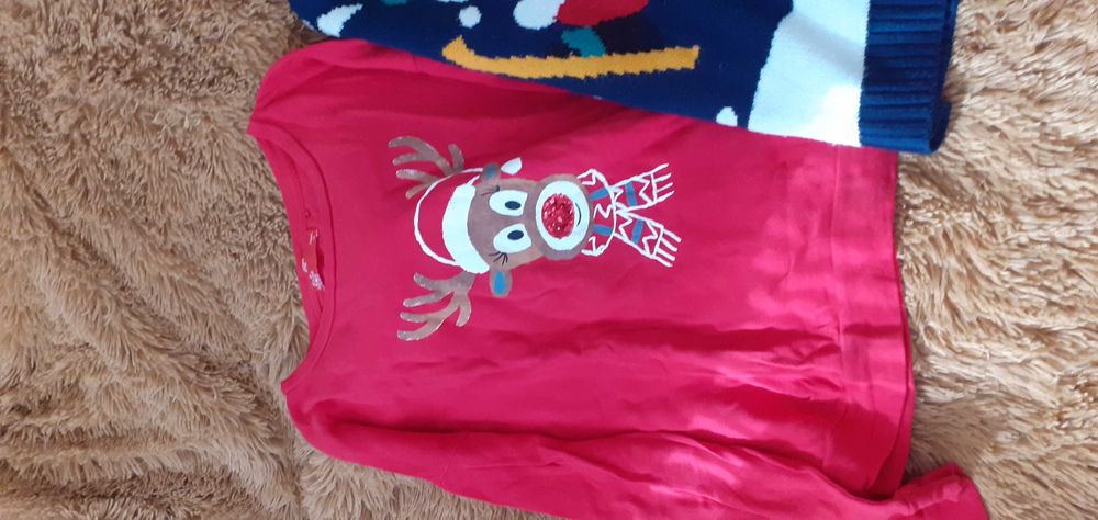 Коледен пуловер на Next,размер 40 и коледен пуловер размер XS