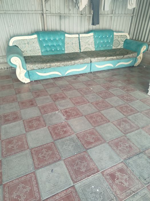 Продам диван в хорошем состоянии