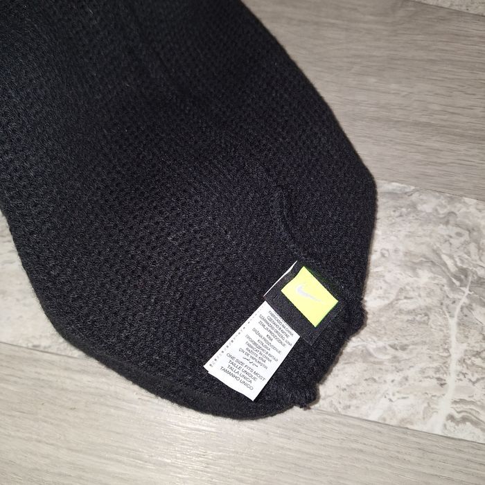 Căciulă Nike mărimea L