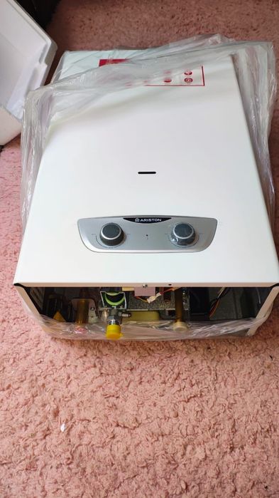 Продам новый газовый водонагреватель