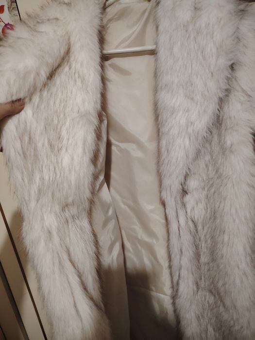 Дамско дълго палто с дълъг косъм