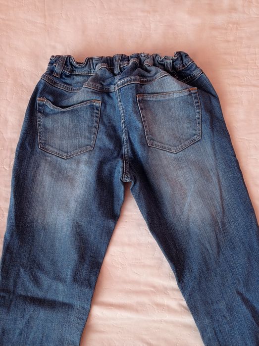 Панталон и дънки за момиче