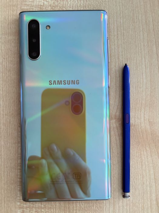 Смартфон Samsung Note 10