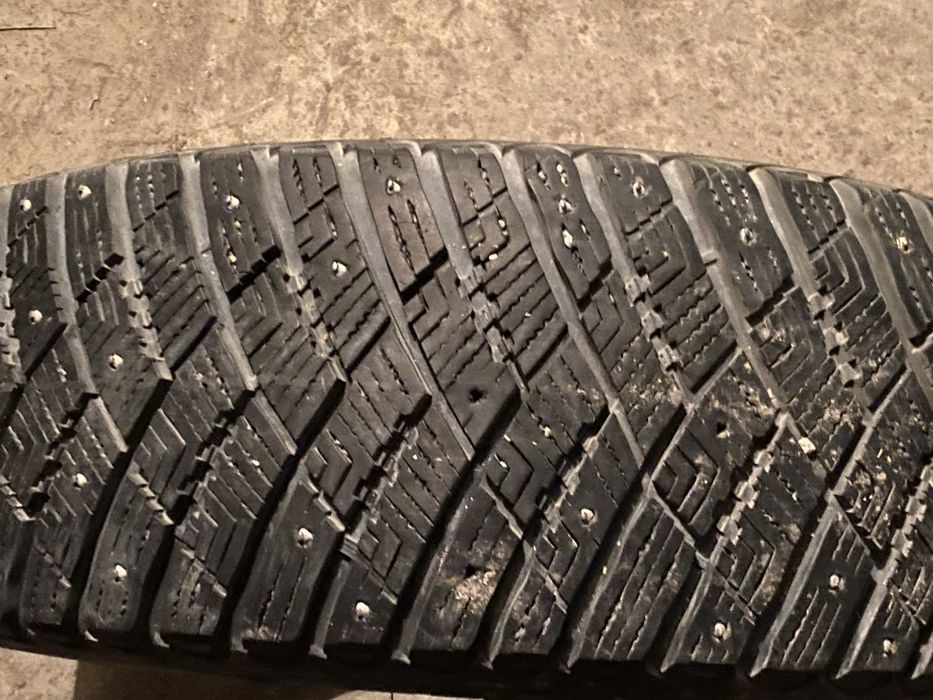 Зимние балон 235/55/19 goodyear equinox byd