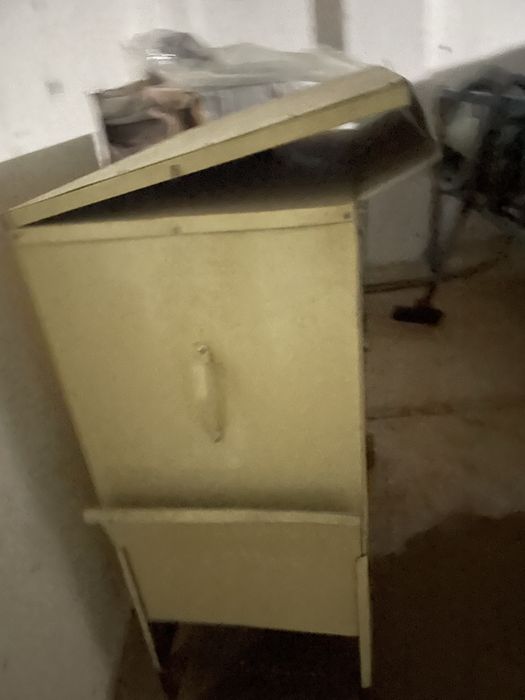 Гриль аппарат гриль пісіреді