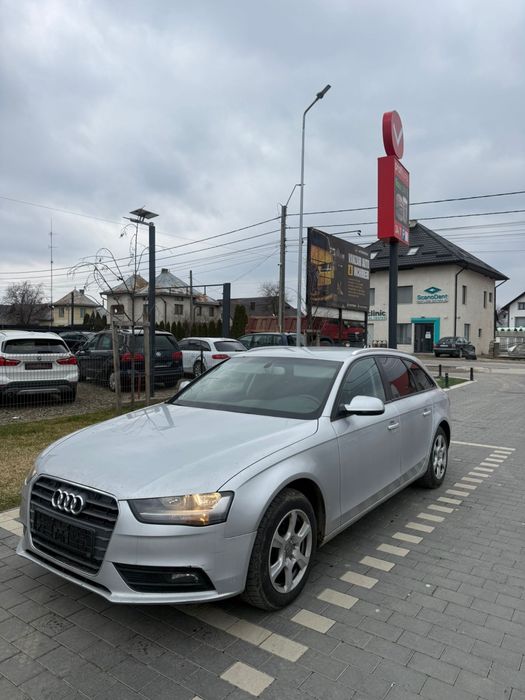 Vand/schimb Audi a4 b8 , 2013