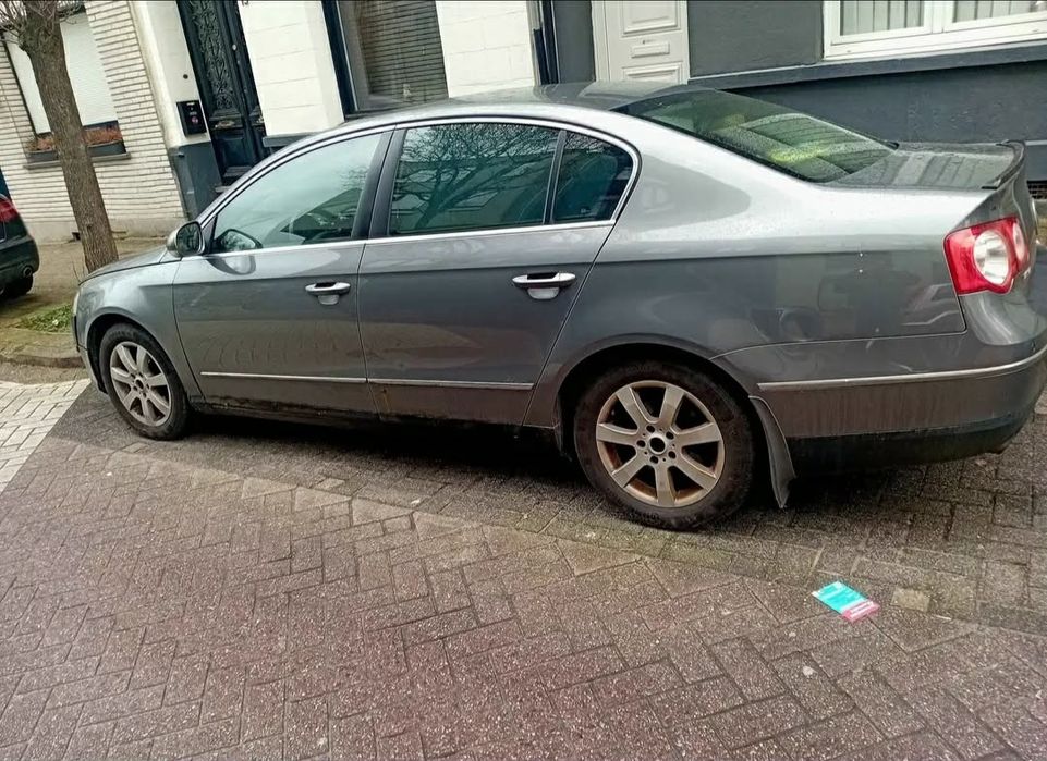 Se vinde passat B6