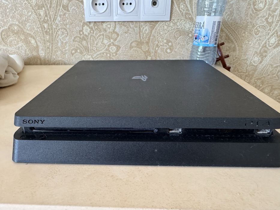 Playstation 4 slim 1 терабайт