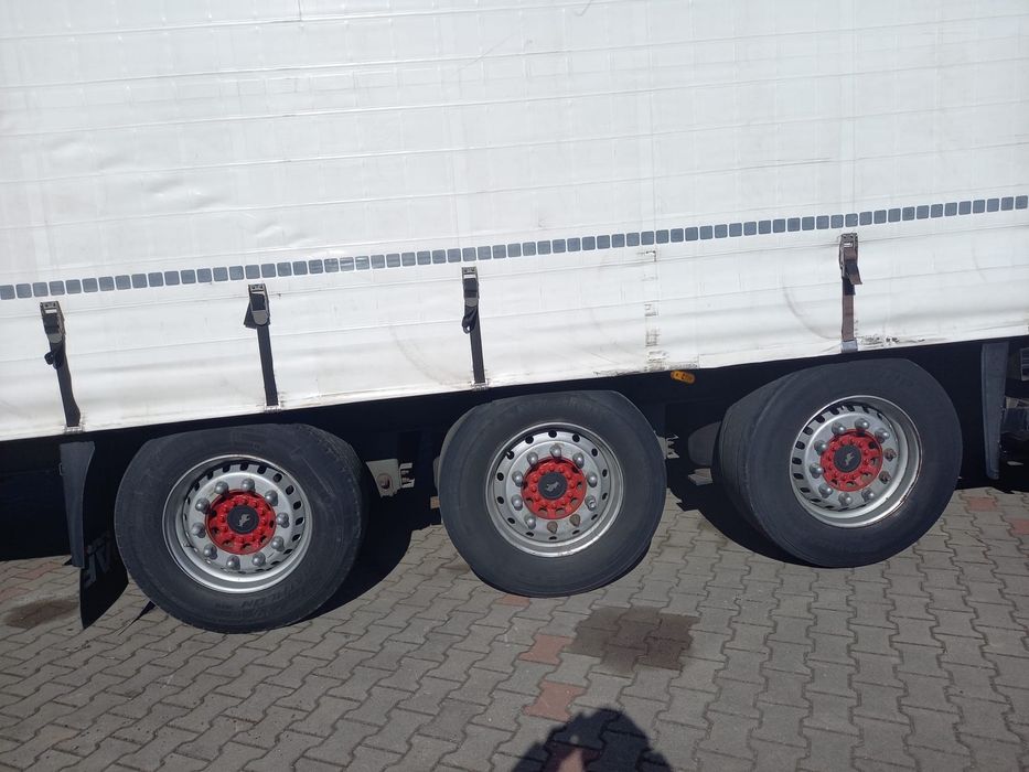 Se vinde cap tractor Mercedes MP4 si semiremorca vario Schmitz