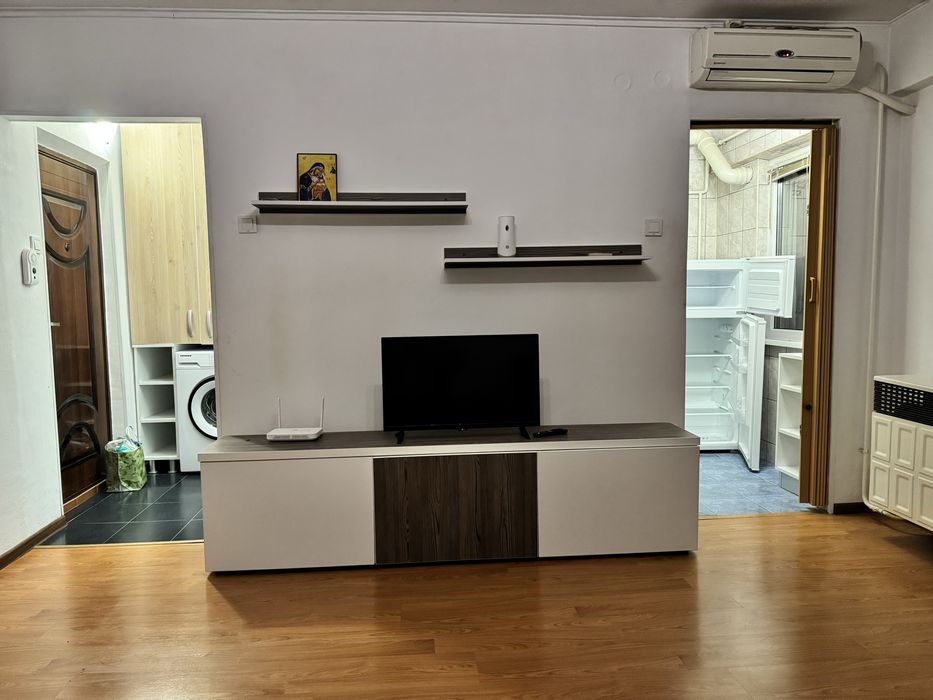 Garsoniera de inchiriat