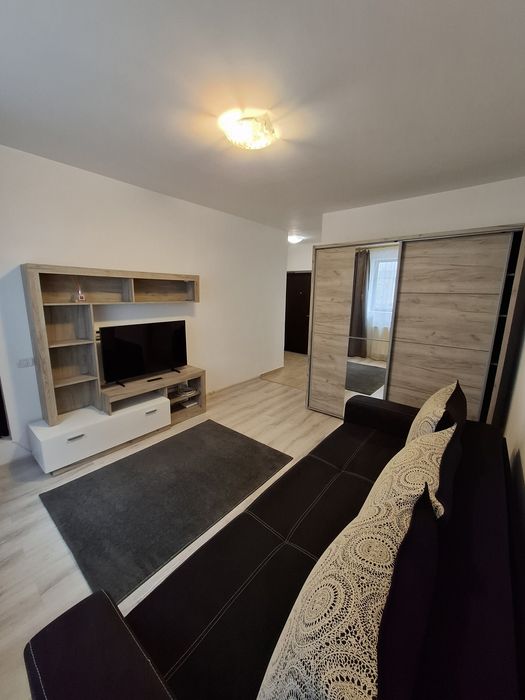 Garsoniera de inchiriat Militari residence