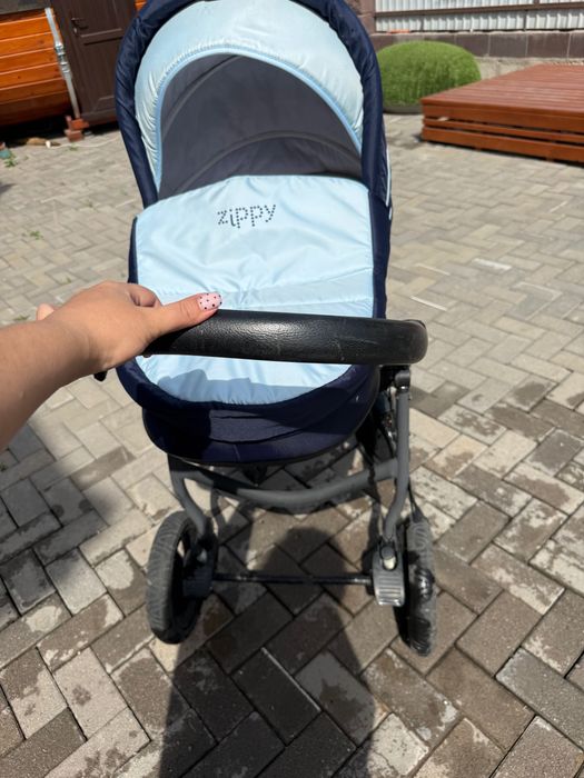 Коляска Zippy 2 в 1