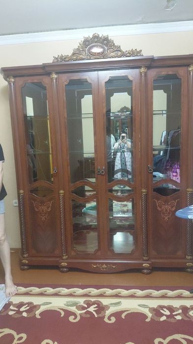 Mebel sotiladi. Yaxshi ahvolda