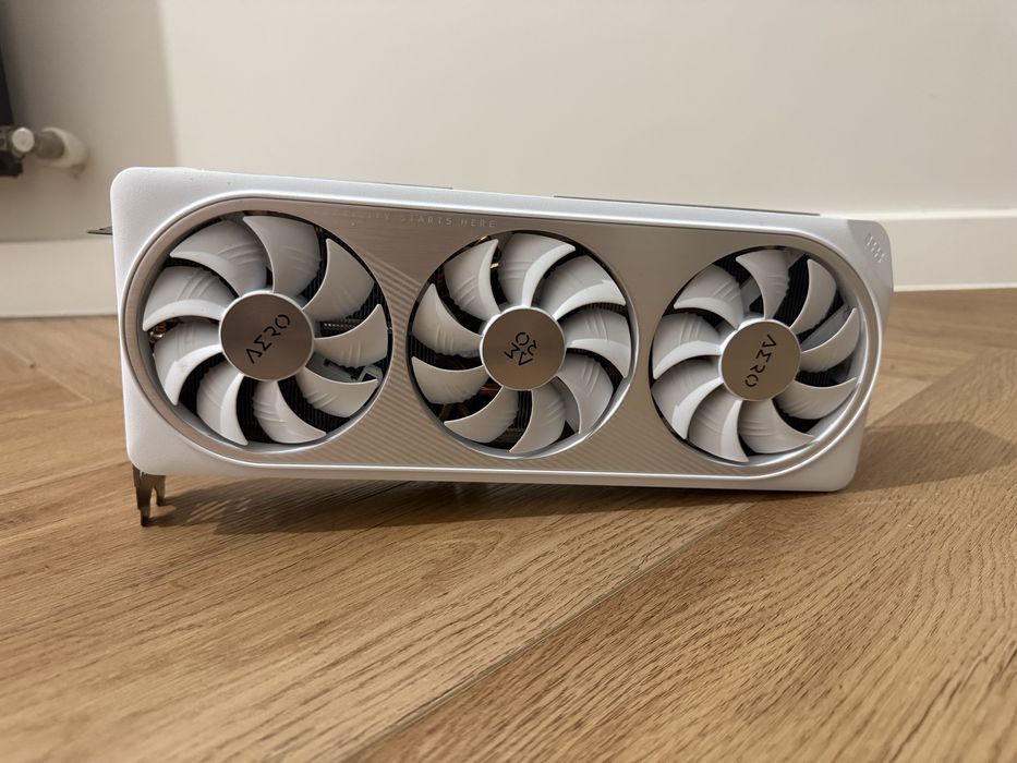 Placa video Nvidia RTX 4070 Super Aero OC 12 gb