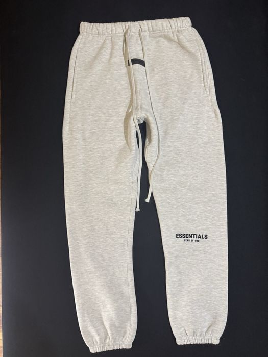 Нов Essentials Fear of God анцунг tracksuit
