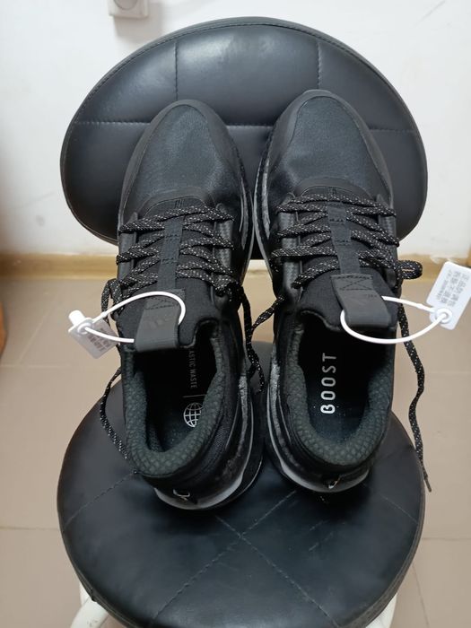 Продам кросовки Адидас