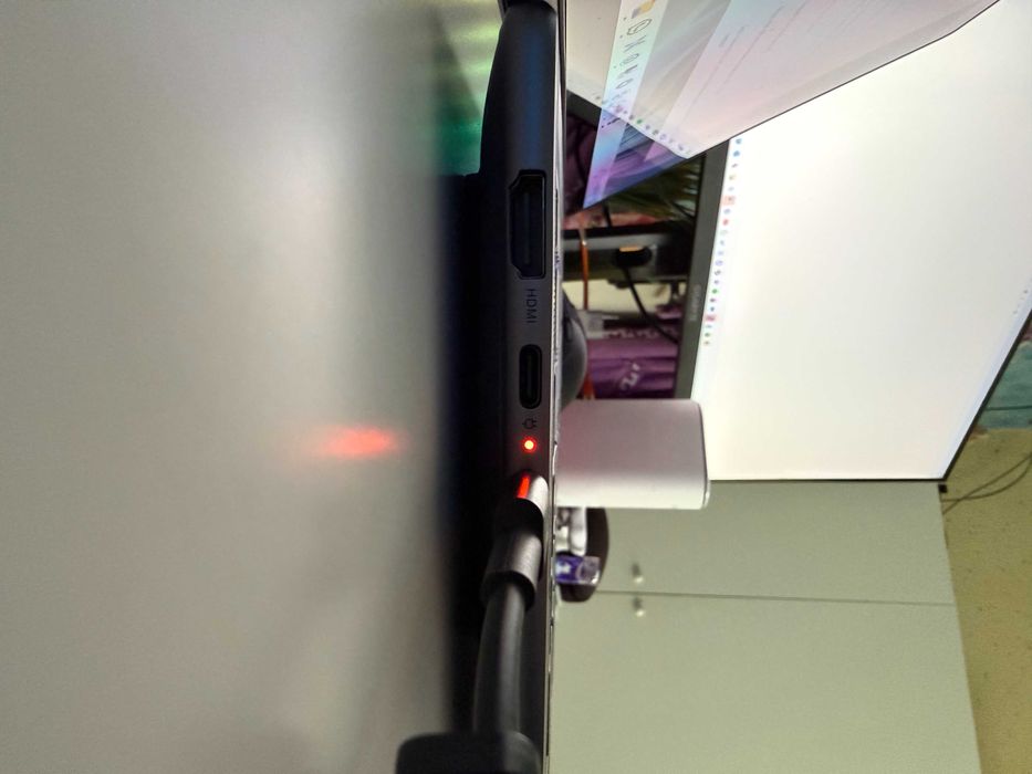 Лаптоп Лаптоп Lenovo Yoga Pro 7 14ASP9 AMD Ryzen AI 9 365, 32 GB, 1 TB