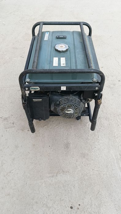 Генератор, Движок Grandfar GF6500E
