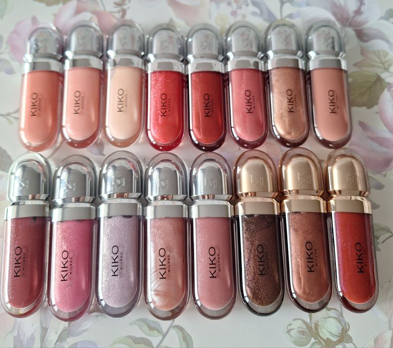 Гланцове за устни Kiko Milano.