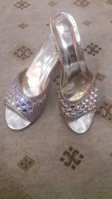 Asa Akira eshak va eshak video