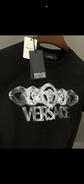 Triocu versace.