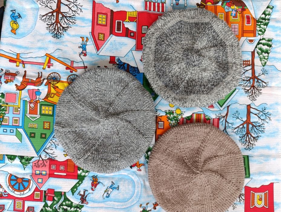 Вязанные Береты и шапки сшарфом