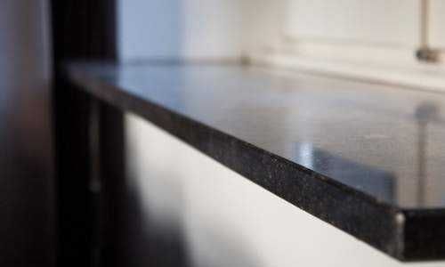 Descoperă eleganța naturală a pietrei pentru casa ta