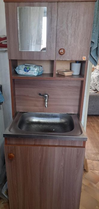 Умывальник продам