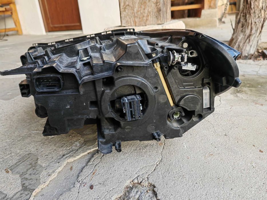 Фар BMW X1 F48 FULL LED LCi десен/Фар БМВ Х1 Ф48 LED Оригинален