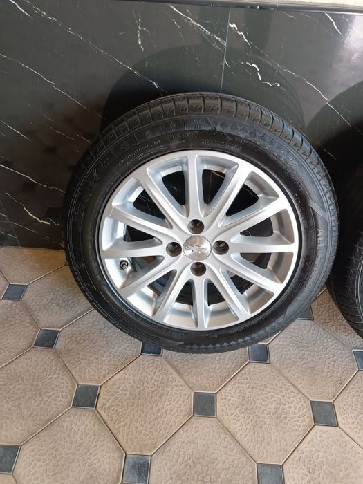 Cobalt Diska Balon Sotiladi 195 60 R15 Holati Yaxshi