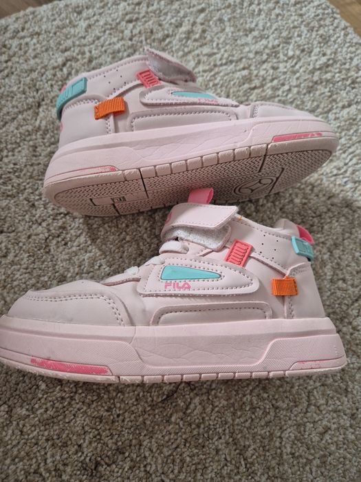 Adidasi fila marimea 30