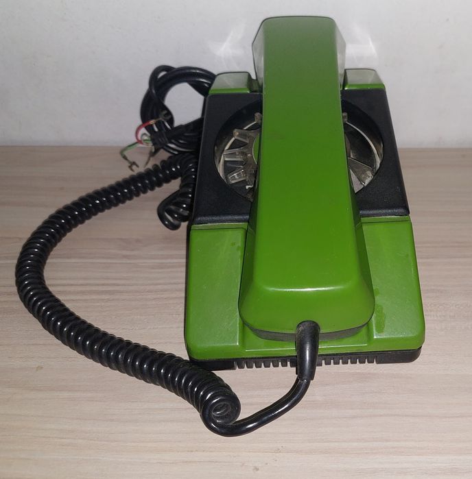 Стари  телефон с шайба 6б