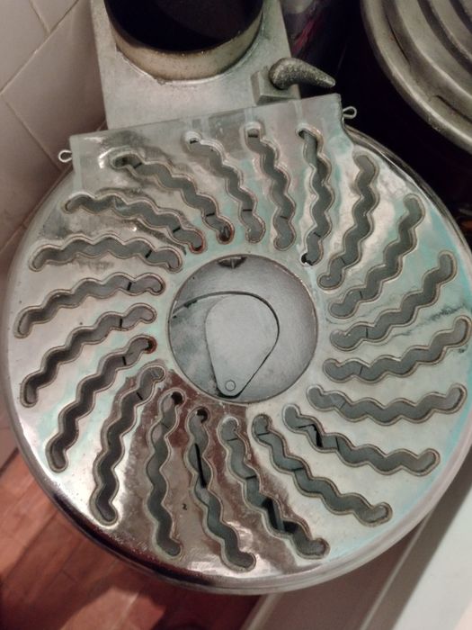 Печка Чудо на твърдо гориво с казанче