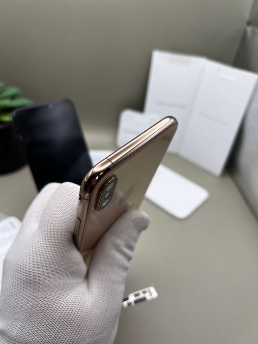 iPhone Xs, за части, изгоряла платка