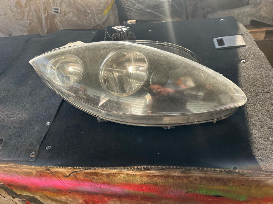 Десен фар за Seat Leon оригинален 5p1941006 d