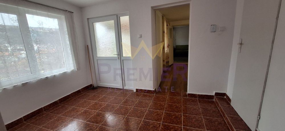 Продава се Къща в Провадия - 75 кв.м за 507 €/кв.м - Снимка #4